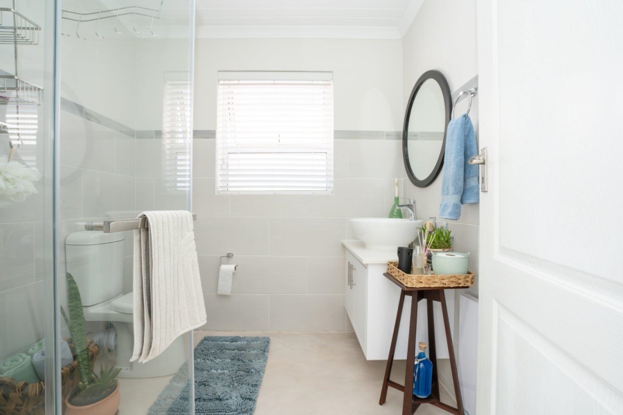 3 Bedroom Property for Sale in Bluewater Bay Western Cape